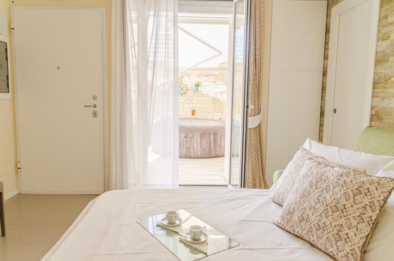 Apulialux Little Jem W Jacuzzi / 180 Steps From Sea Villa Polignano a Mare Ngoại thất bức ảnh